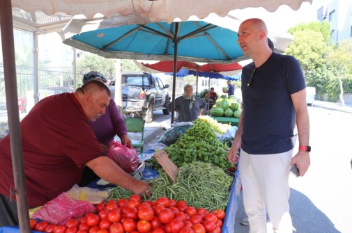 BAŞKAN ARIKAN’DAN YENİKENT PAZARI ZİYARETİ