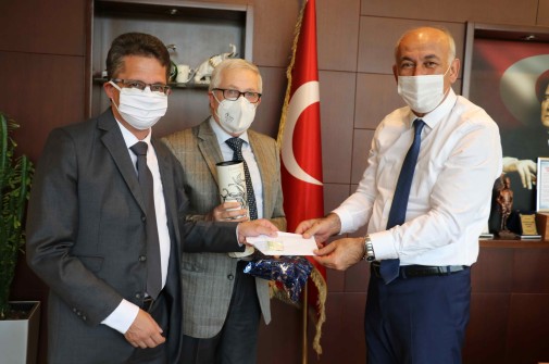 Schönebeck heyeti büyük yangın yaşayan Söke’ye ‘geçmiş olsun’ dedi