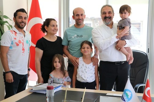 ADIYAMANLI DEPREMZEDE OCAK AİLESİNİ MEMLEKETLERİNE UĞURLADIK
